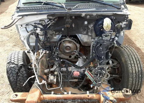 2001 GMC Denali Xl K1500 from USA, damaged, VIN 1GKFK66U41J294603